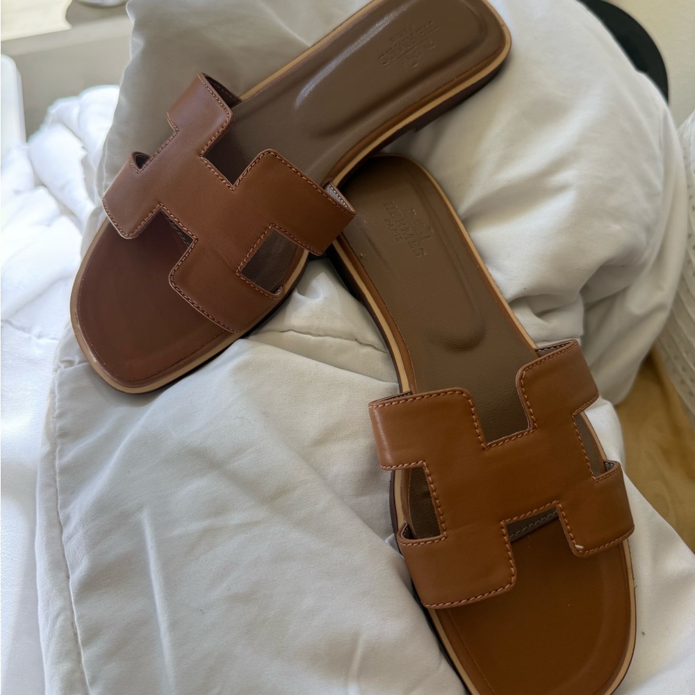designer brown sandals - Picture 4 of 5